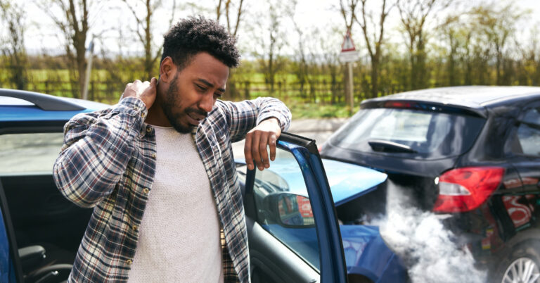 How Personal Injury Lawyers Handle Car Accident Claims 